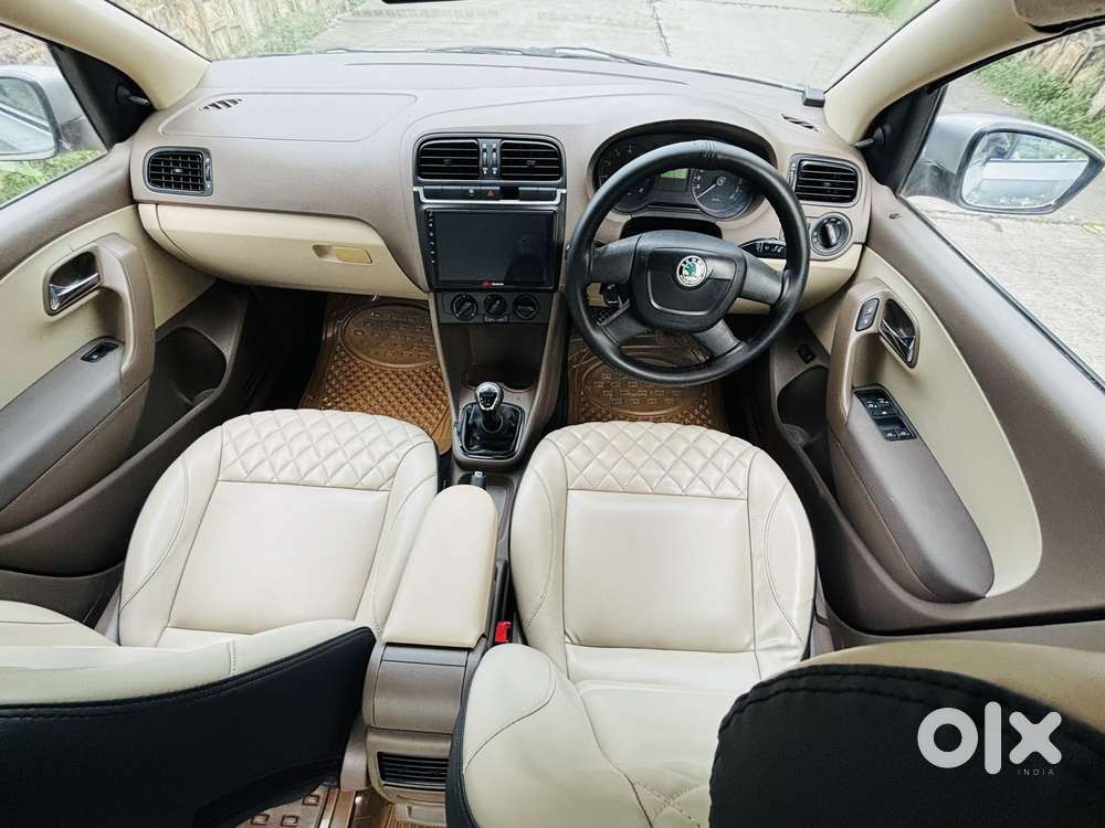 Skoda Rapid 1.6 Mpi Ambition, 2012, Petrol