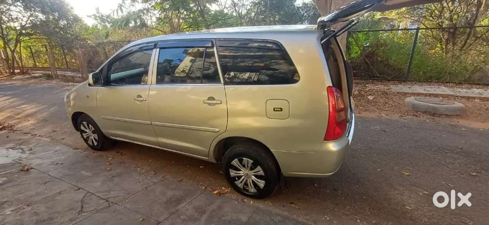 Toyota Innova 2007