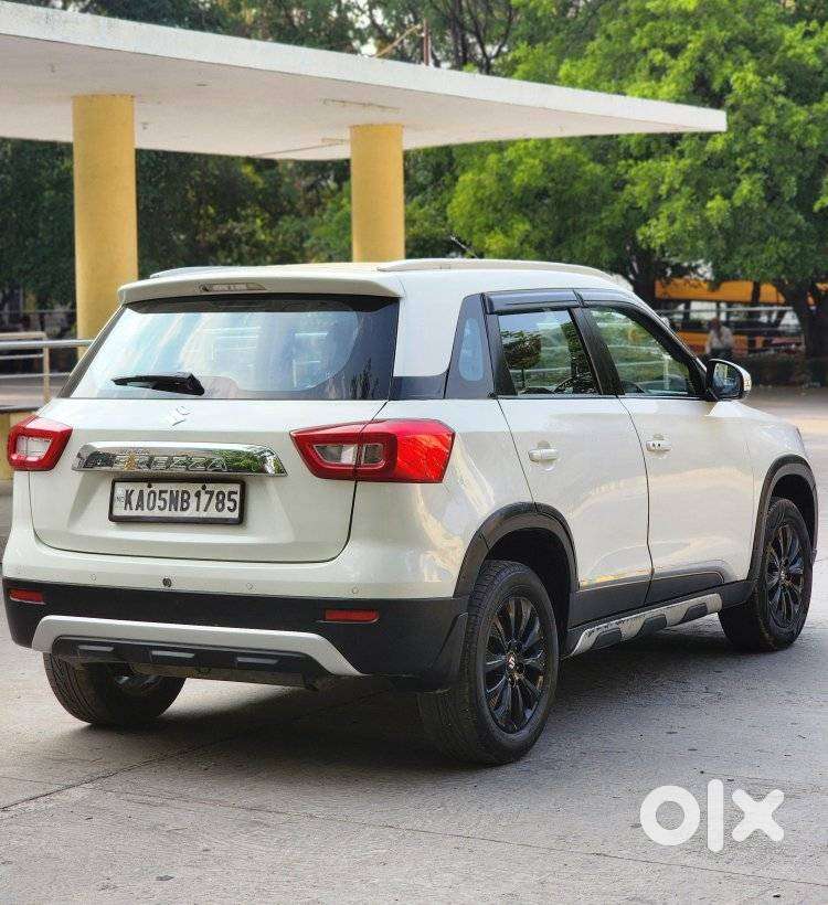 Maruti Suzuki Brezza 1.5 Zxi Smart Hybrid, 2020, Petrol