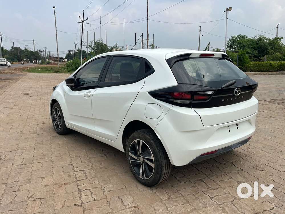 Tata Altroz 1.2 Petrol 2021 Top Variant