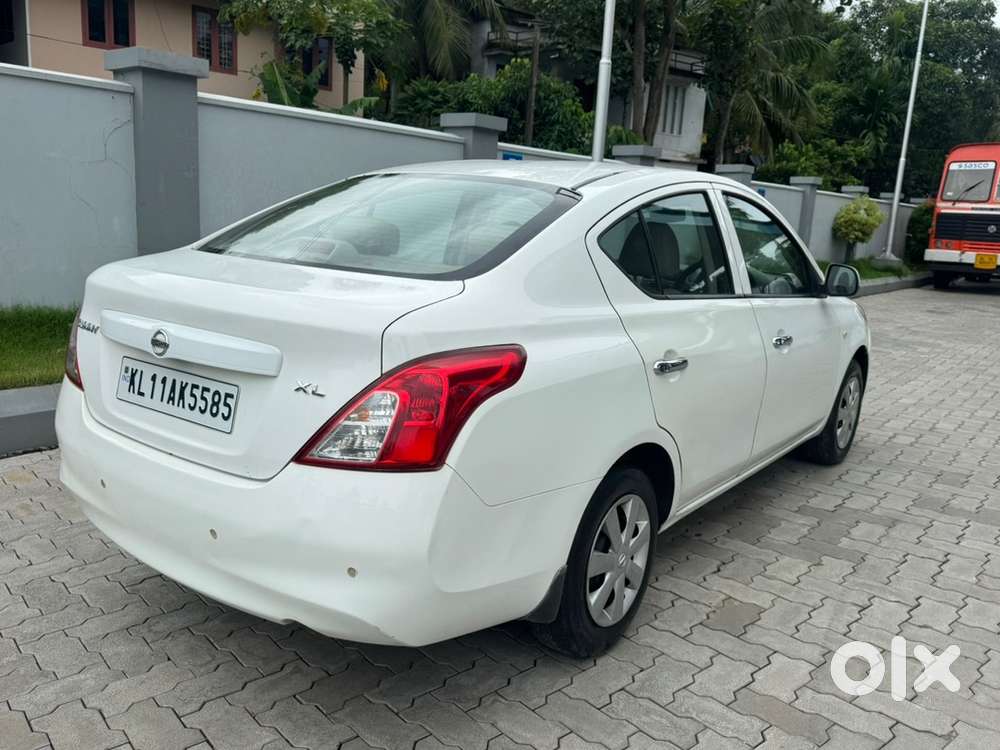 Nissan Sunny Xl Petrol 2011