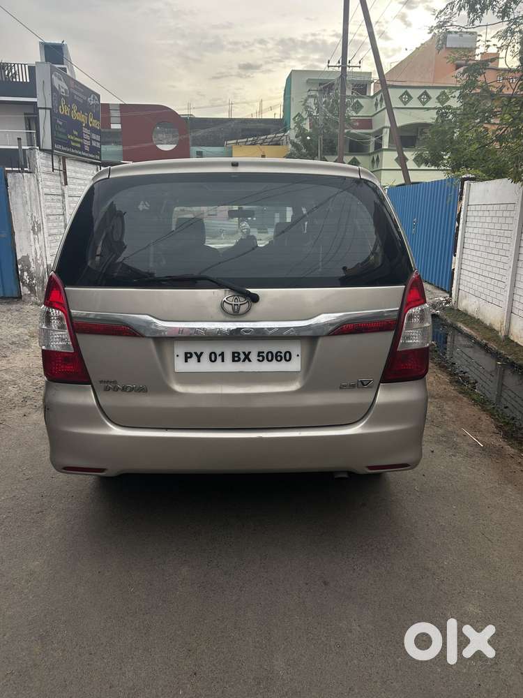 Toyota Innova 2.5 Vx 8 Str Bs-iii, 2013, Diesel