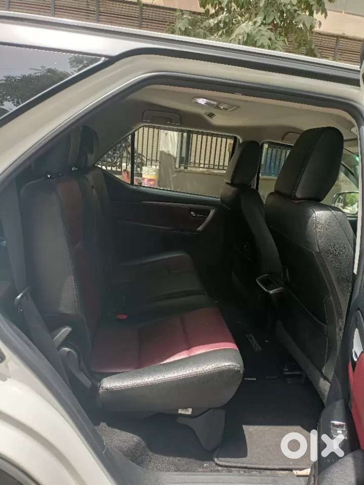 Toyota Fortuner Legender, 2023, Diesel