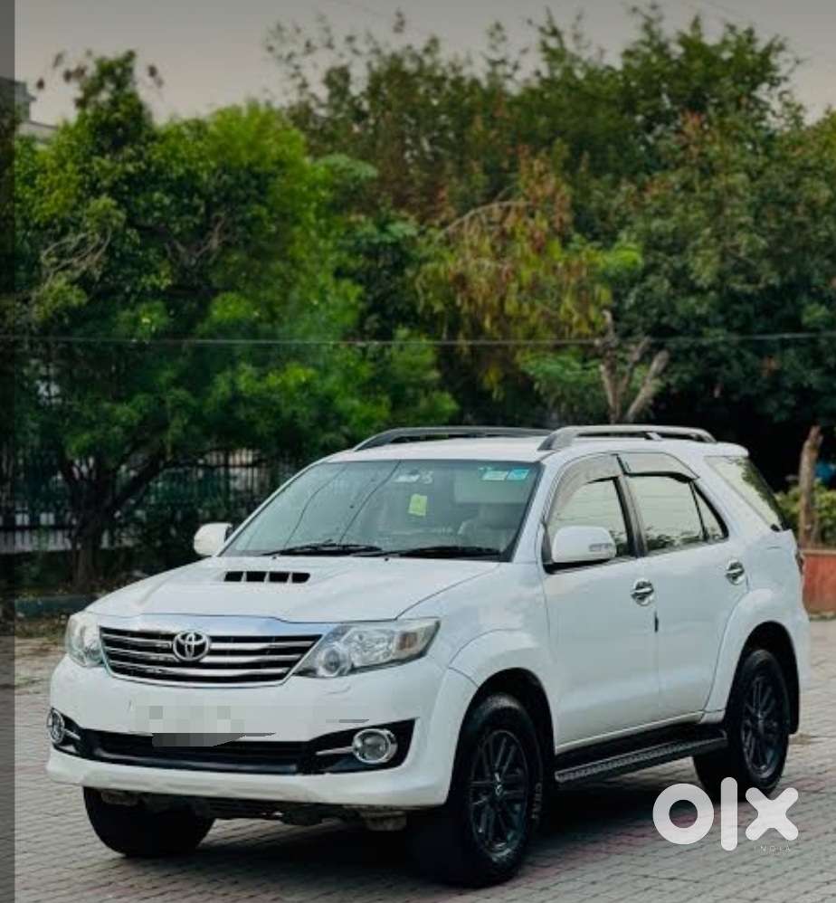 Toyota Fortuner 3.0 4x2 Mt, 2015, Diesel
