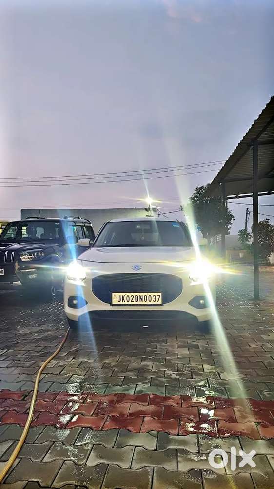 Maruti Suzuki Swift Zxi 2025