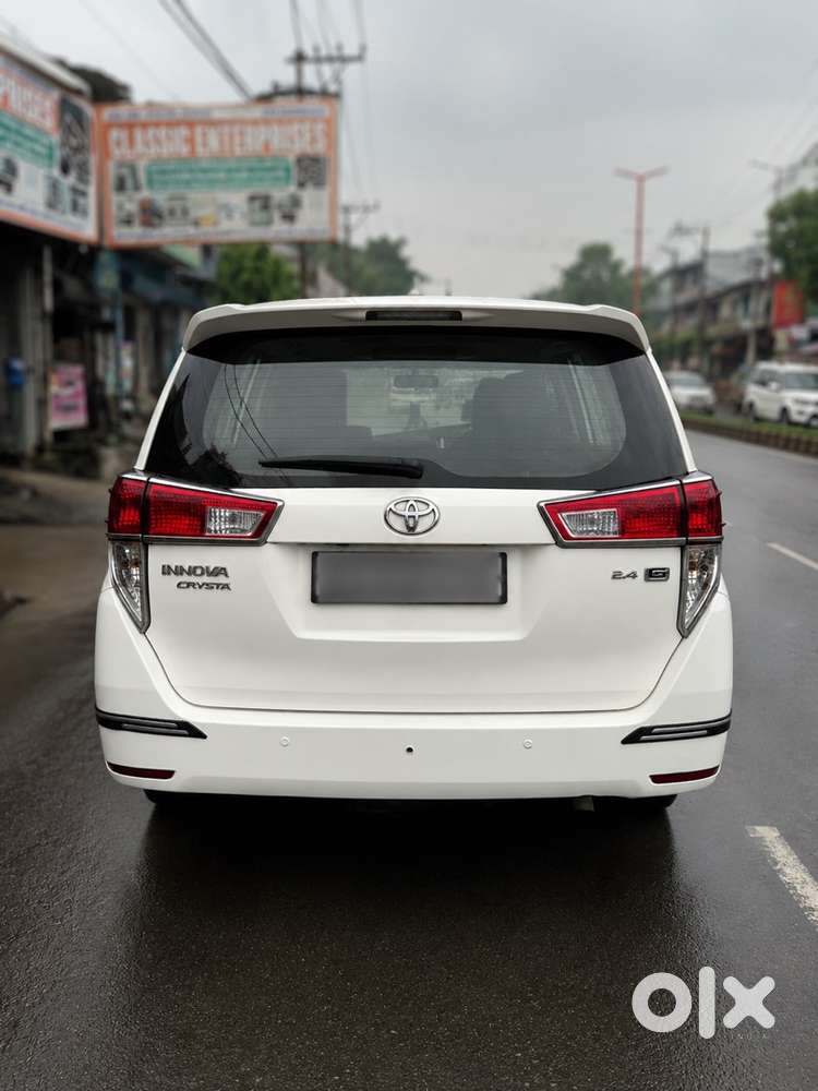 Toyota Innova Crysta 2019
