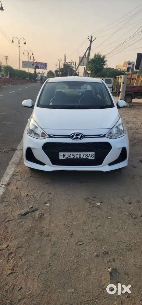 Hyundai Grand I10 2018 पेट्रोल मैनुअल