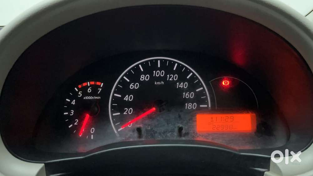 Nissan Micra Active Xv, 2015, Petrol