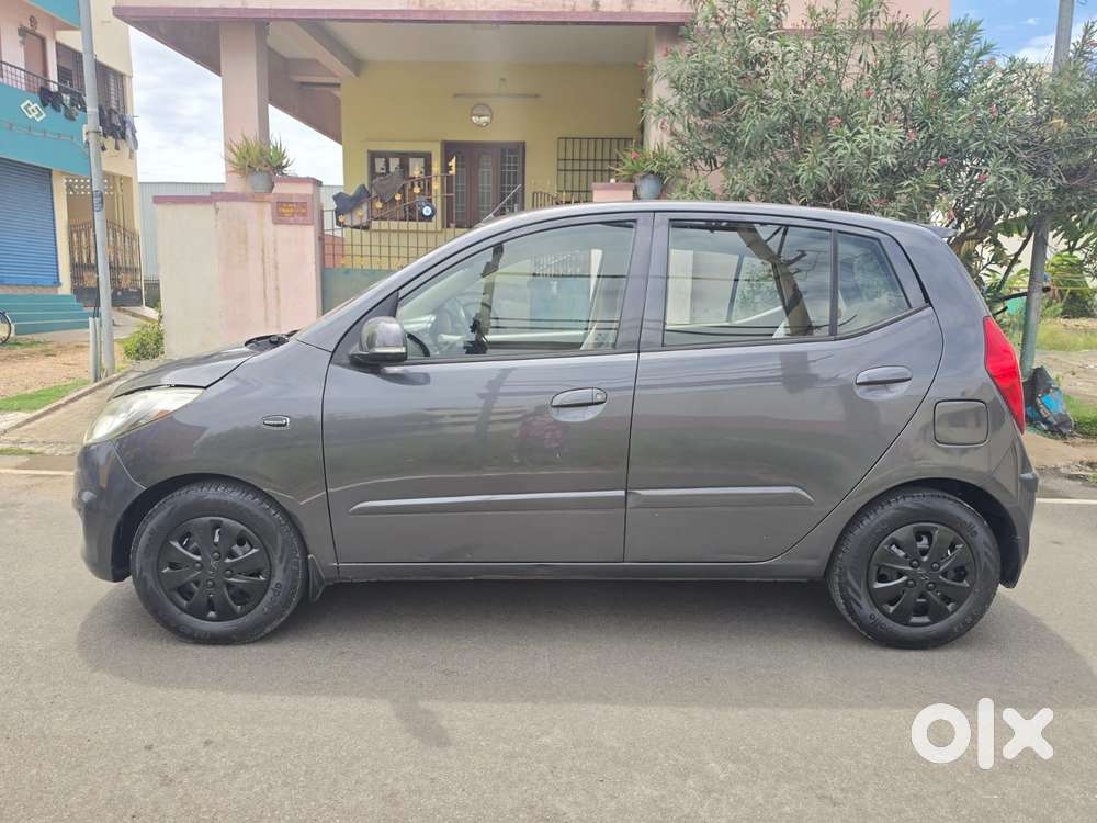 Hyundai I10 Sportz, 2012, Petrol