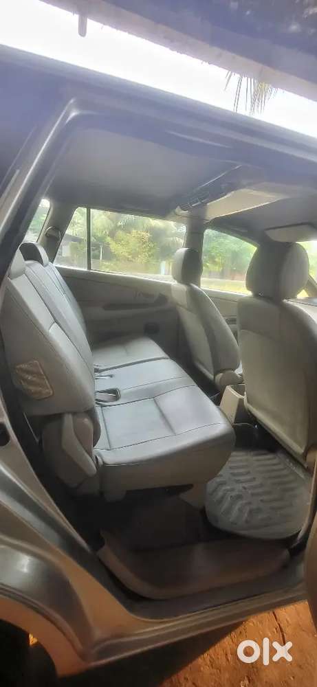 Toyota Innova 2.5g Diesel Manual 2005