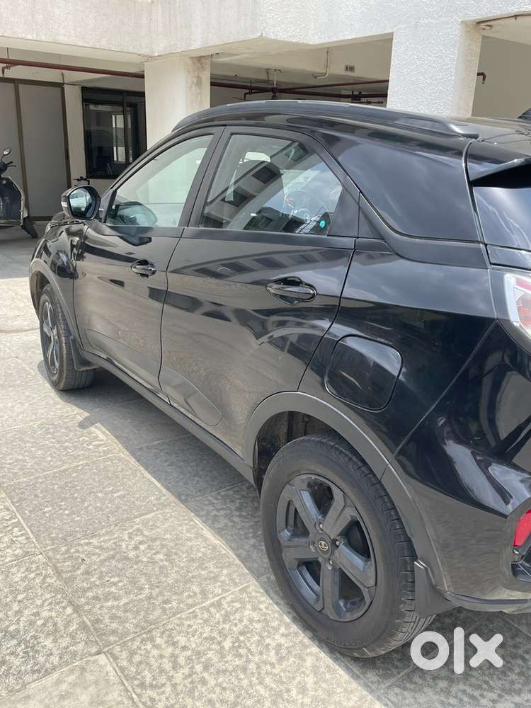 Tata Nexon Xza+ Automatic Petrol - Dark Edition
