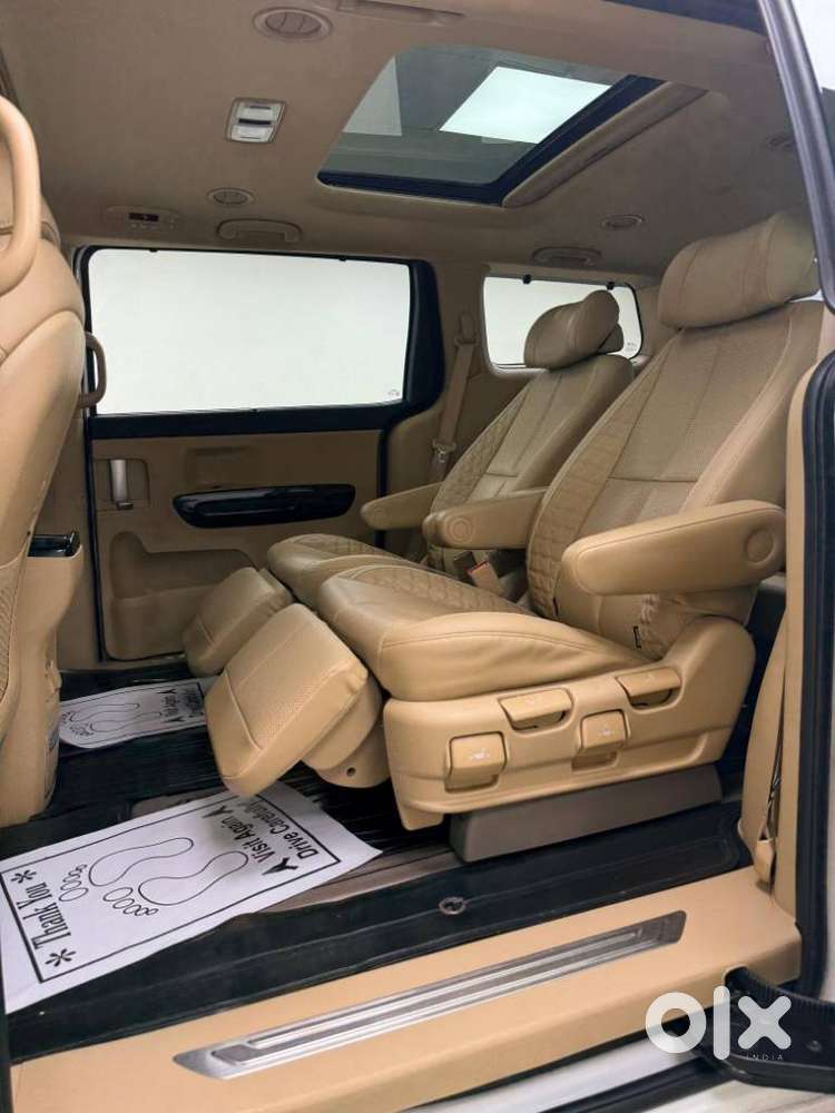 Kia Carnival Limousine Plus 7 Str, 2022, Diesel