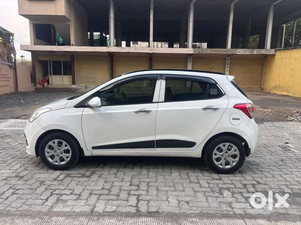 Hyundai Grand I10 Sportz 1.2 Kappa Vtvt, 2016, Petrol