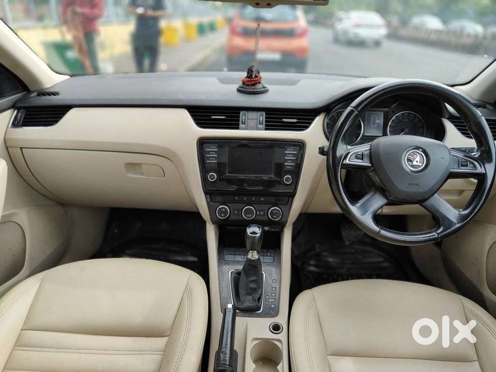 Skoda Octavia Elegance 2.0 Mpi, 2015, Petrol