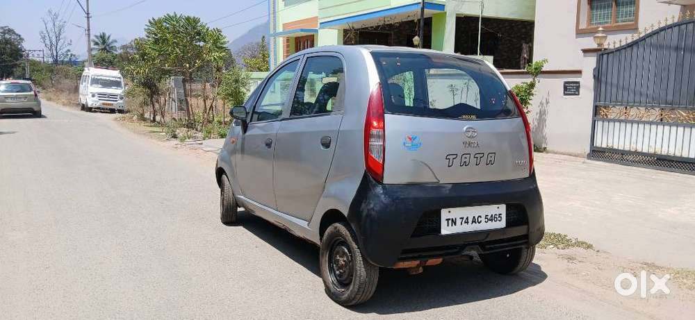 Tata Nano Xe, 2012, Petrol