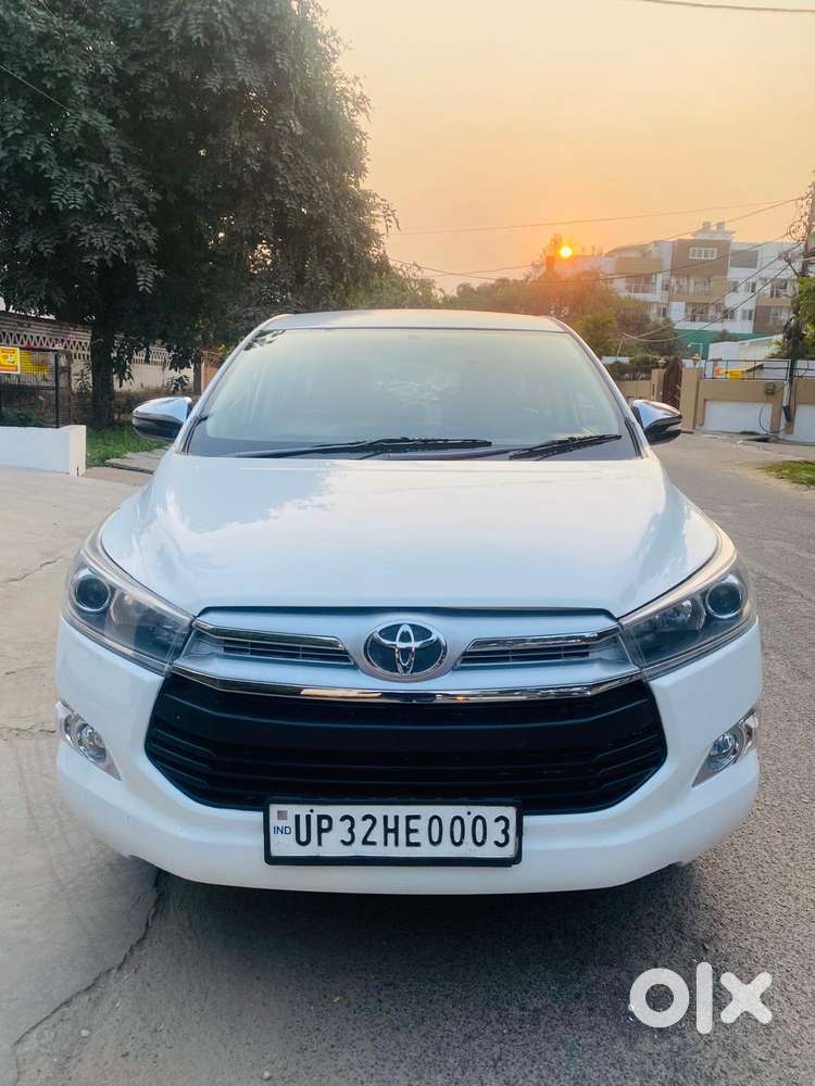 Toyota Innova Crysta 2.8 Z, 2016, Diesel