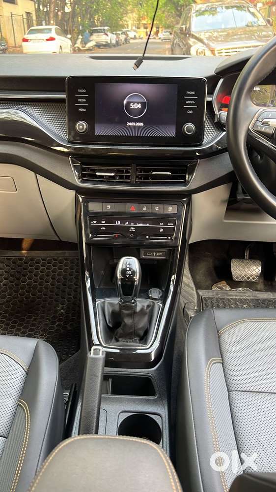 Skoda Kushaq 1.0 Tsi Style At, 2023, Petrol