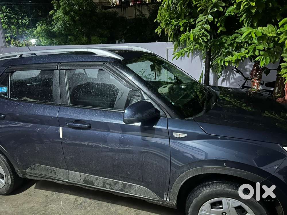 Hyundai Venue Petrol 2021