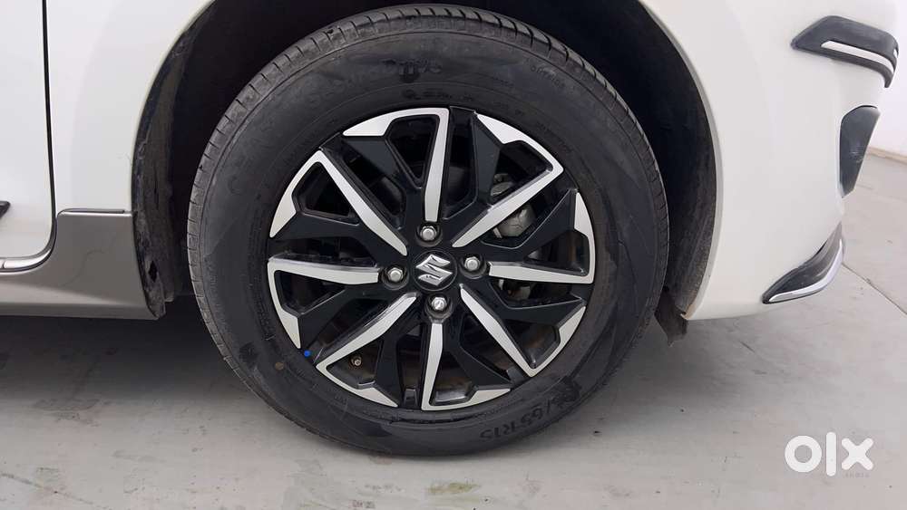 Maruti Suzuki Dzire 1.2 Zxi Plus, 2025, Petrol
