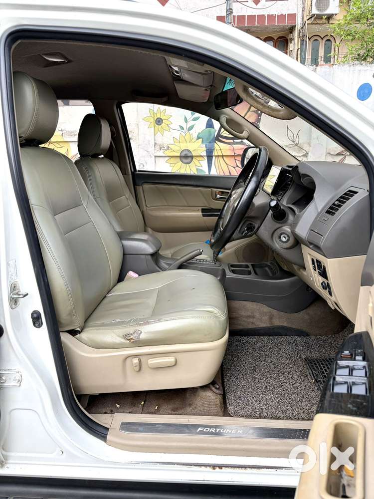 Toyota Fortuner 3.0 4x2 Automatic, 2013, Diesel