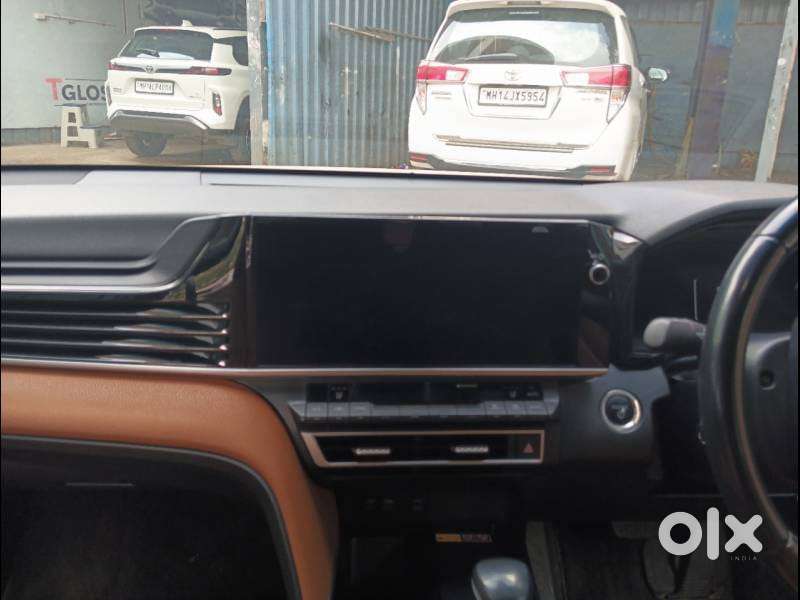 Toyota Camry Hybrid, 2024, Petrol