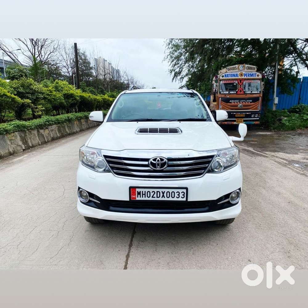 Toyota Fortuner 2015 Diesel 150000 Km Driven