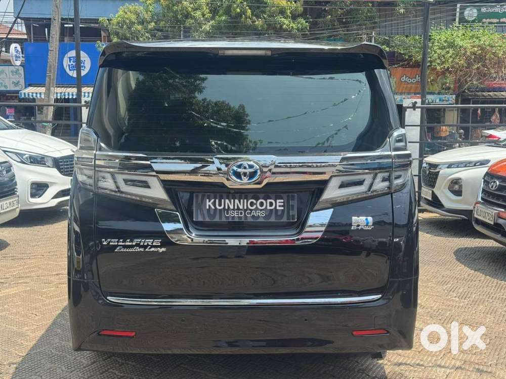Toyota Vellfire Vip – Executive Lounge, 2022, Petrol