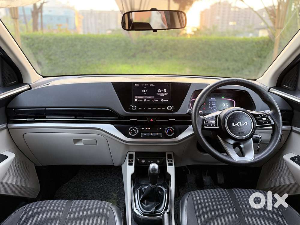 Kia Carens 1.5 Prestige 7 Str, 2024, Petrol