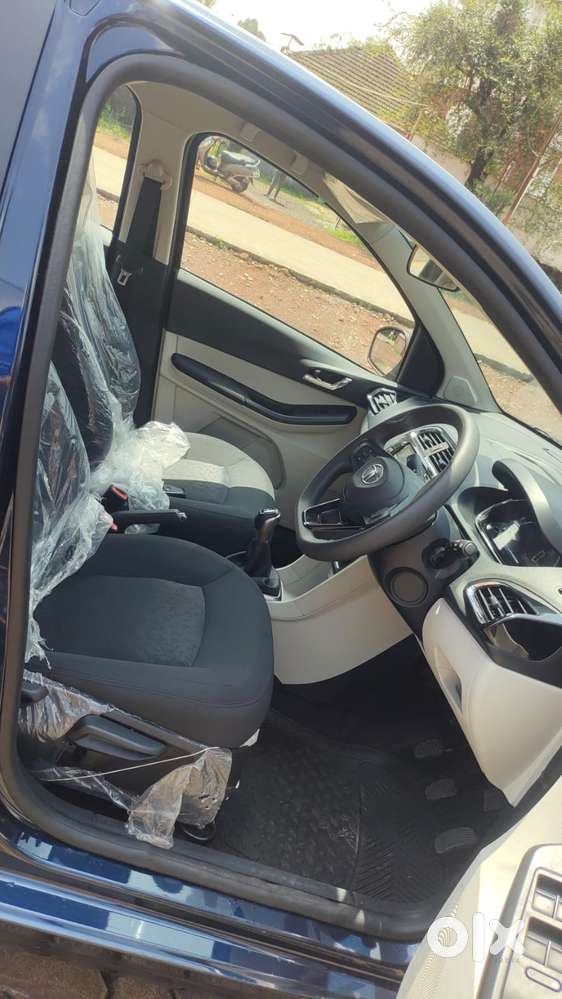 Tata Tigor, 2023, Petrol