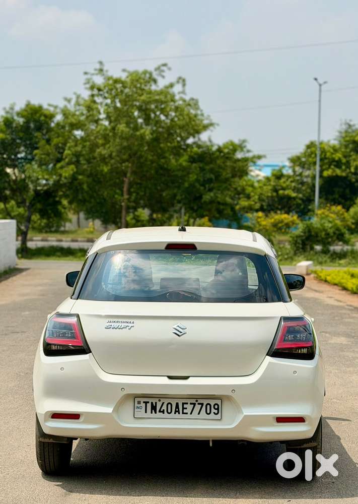 Maruti Suzuki Swift Vxi Optional, 2025, Petrol