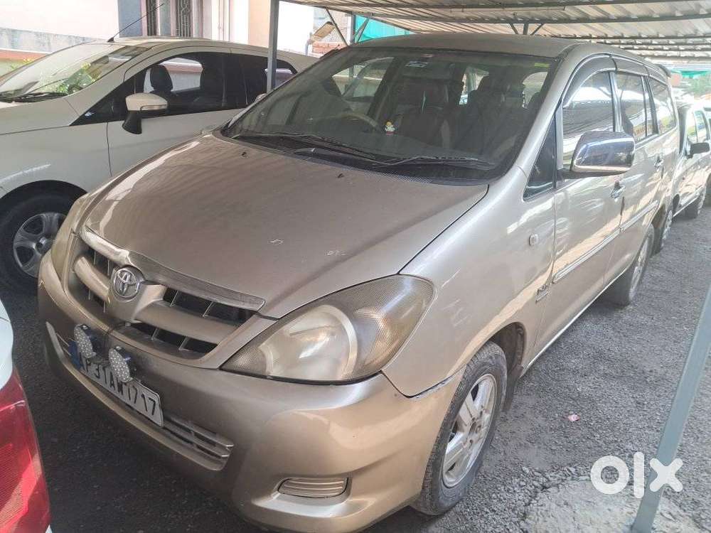 Toyota Innova 2.5 V 7 Str, 2007, Diesel