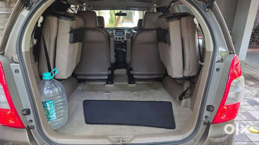 Toyota Innova 2015 Diesel Company Maintained