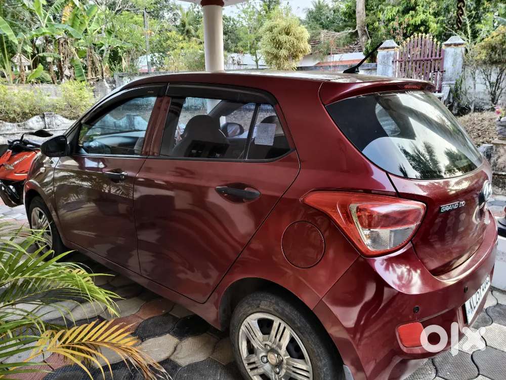 Hyundai Grand I10 2014 Petrol 44000 Km Driven Urgent Scale