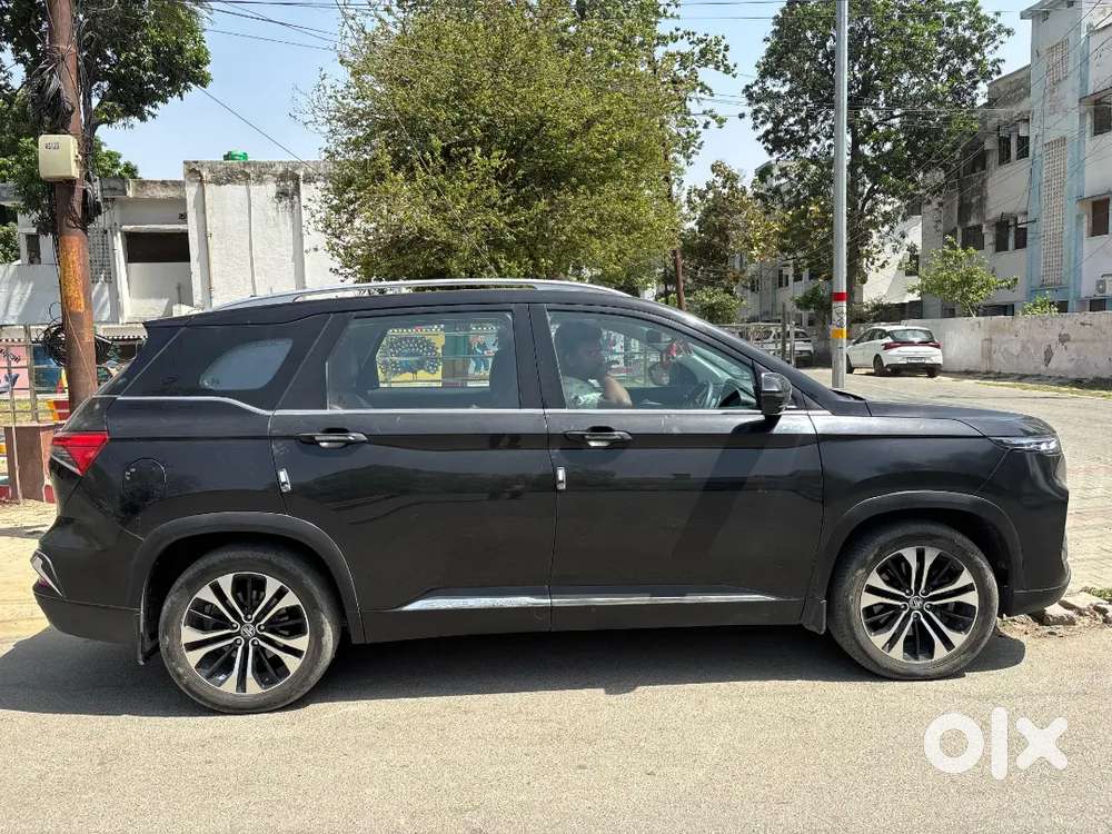 Mg Hector Plus 2022 Sharp Pro