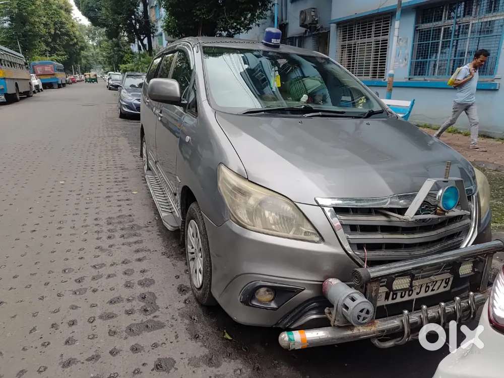 Toyota Innova Hycross 2012 Diesel Automatic