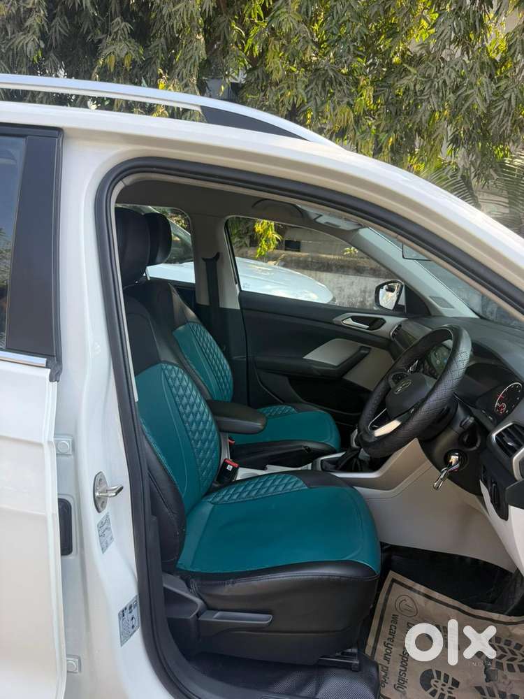 Volkswagen Taigun 1.0 Tsi Highline At, 2022, Petrol