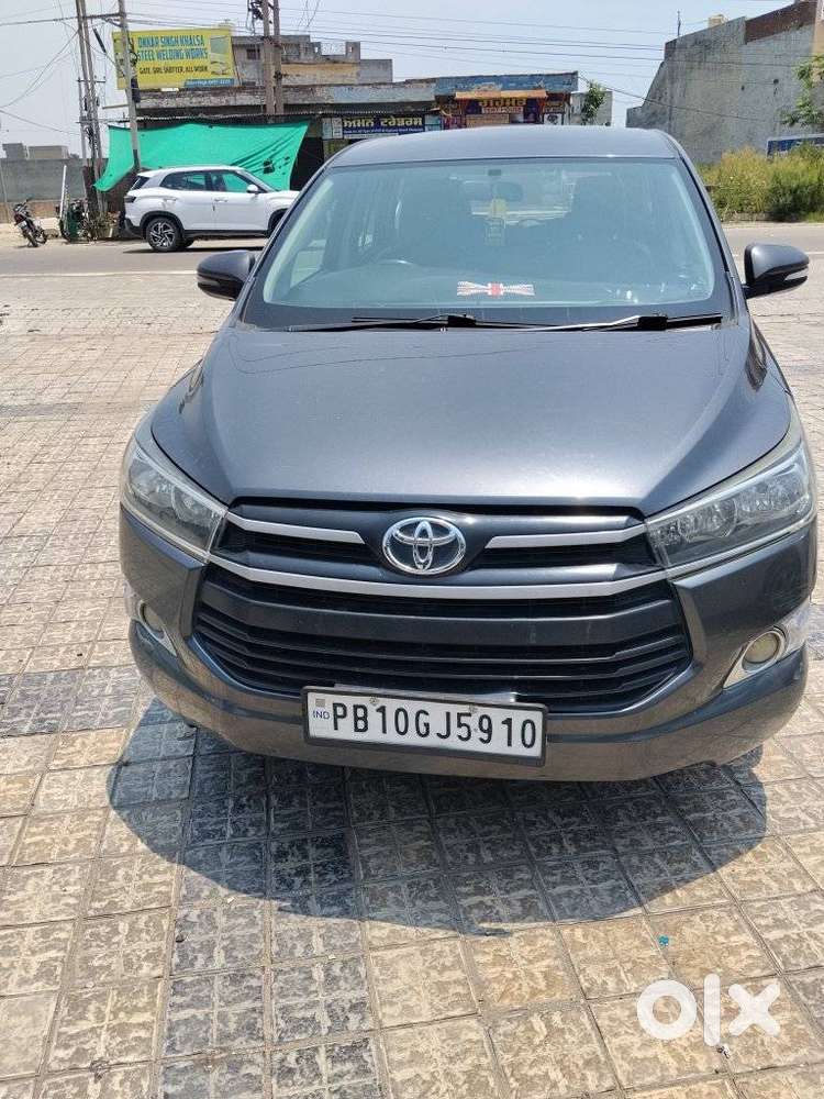 Toyota Innova Crysta 2.7 Gx Mt, 2017, Diesel