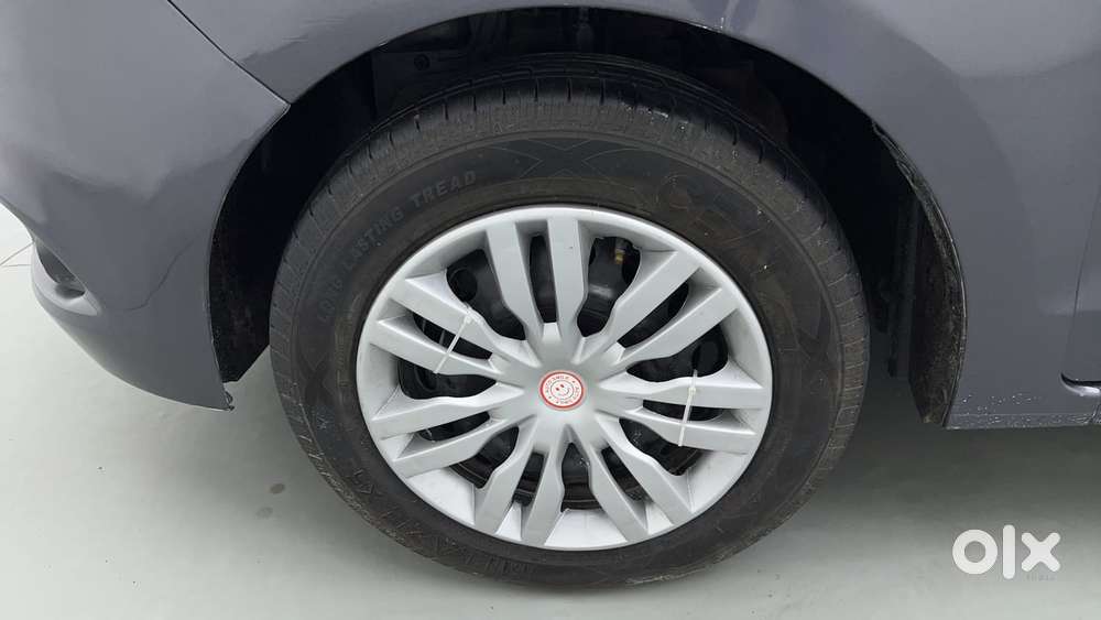 Ford Figo Ambiente, 2015, Petrol