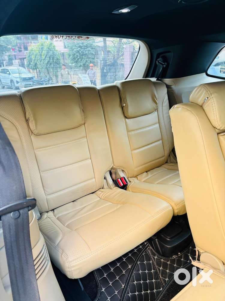 Ford Endeavour Titanium Plus 4x4, 2021, Diesel