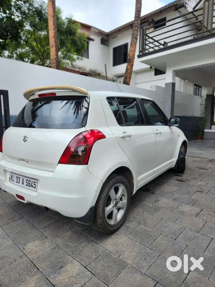 Maruti Suzuki Swift 2009