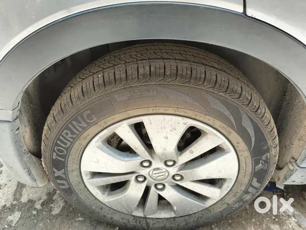 Maruti Suzuki S-cross 1.6 Zeta