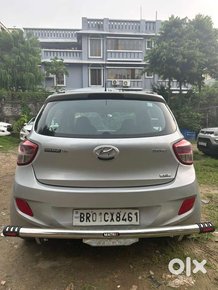 Hyundai Grand I10 Sportz, 2016, Petrol