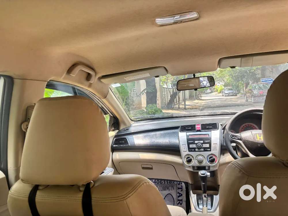 Honda City At 2011