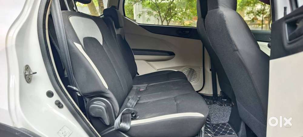 Renault Triber Rxl, 2022, Petrol