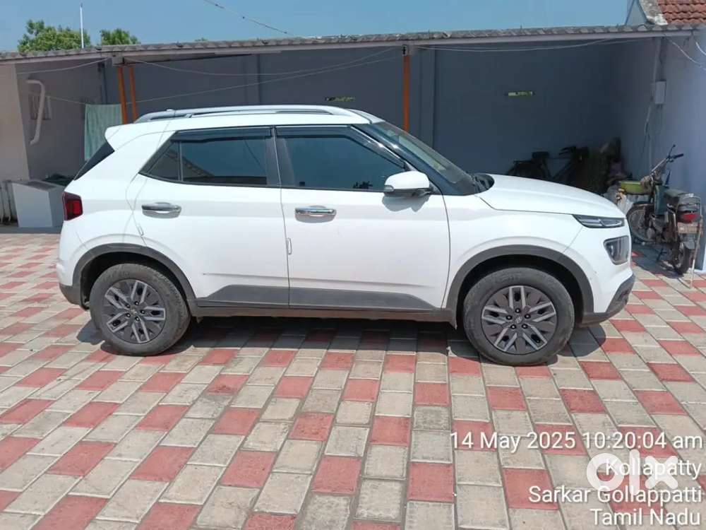 Hyundai Venue Diesel 2021