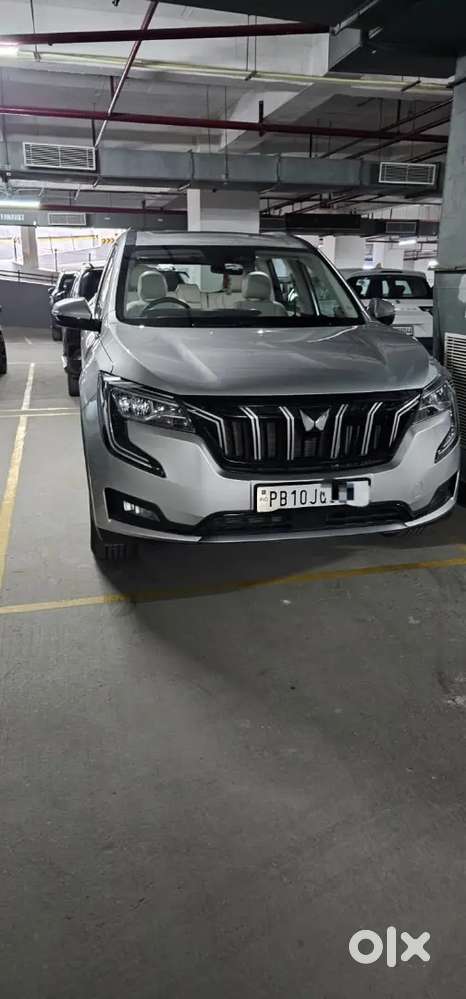 Mahindra Xuv700 Ax7 Petrol At 31-aug- 2024, Pb10, Only 12000 Kms Done