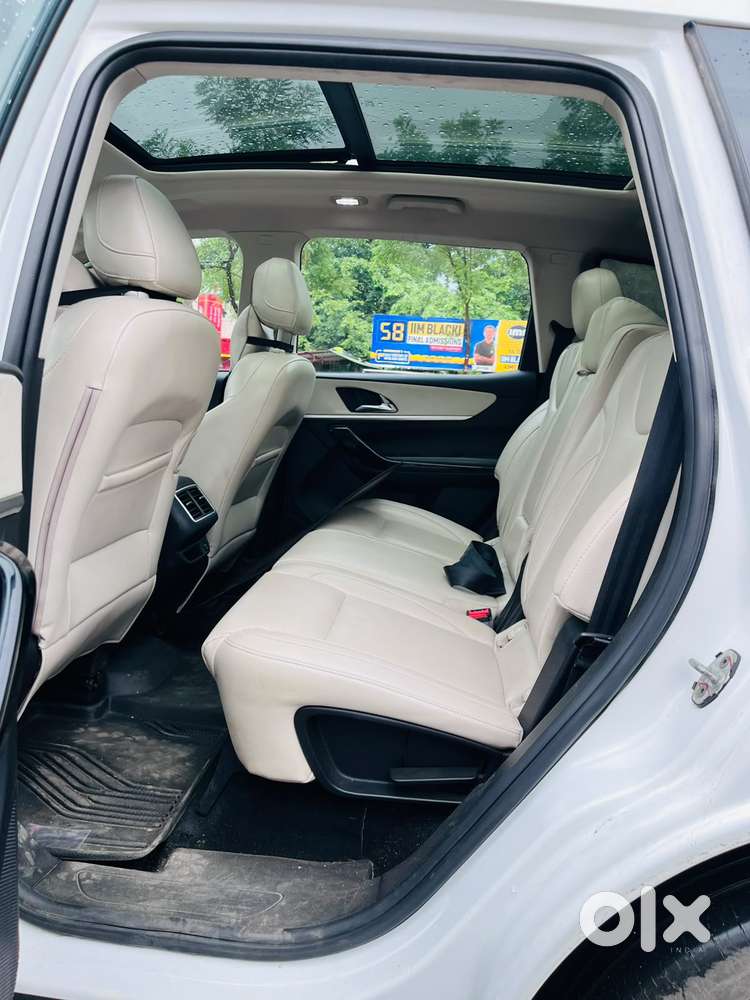 Mahindra Xuv700 2.2 Ax 7 Diesel Mt Str, 2023, Diesel