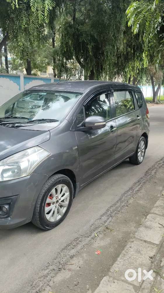 Maruti Suzuki Ertiga Zdi 2013