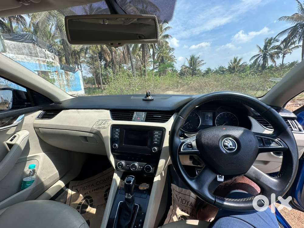 Skoda Octavia 2015 Petrol 98800 Km Driven