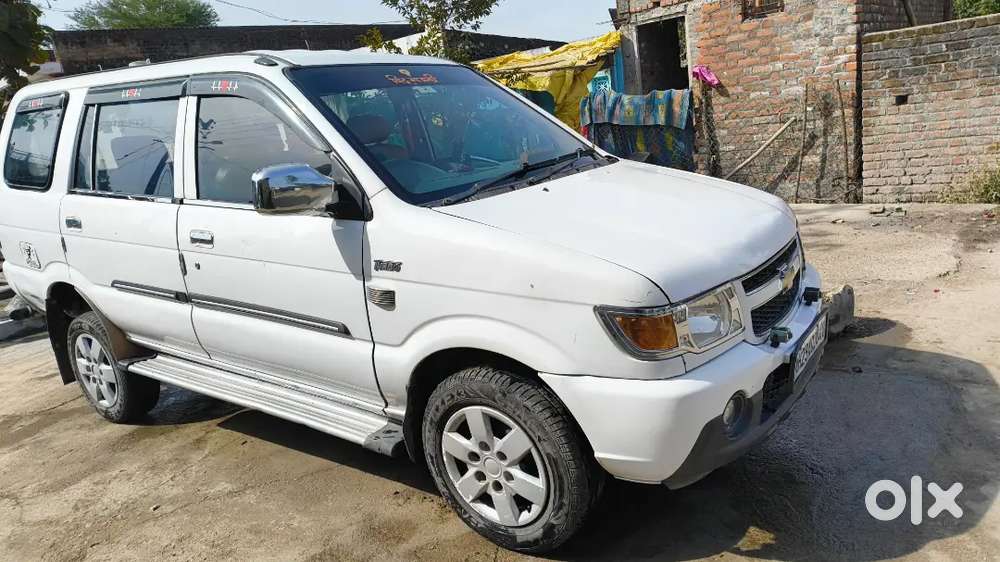 Chevrolet Tavera Neo 2013 Diesel Good Condition